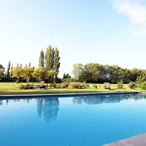https://villa-melodie-st-remy-6ha-piscine.fr-provencehotel.com